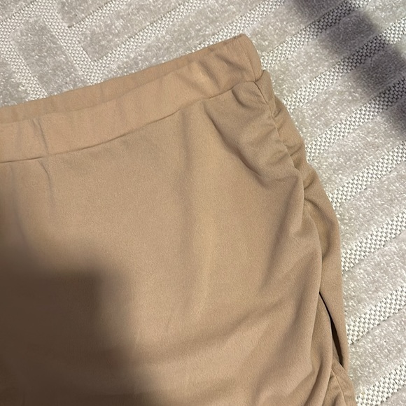 SHEIN | Knee Length Mermaid Skirt - Picture 5 of 8